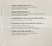 Laden Sie das Bild in den Galerie-Viewer, Taj Mahal & Ry Cooder : Get On Board - The Songs Of Sonny Terry & Brownie McGhee (CD, Album)