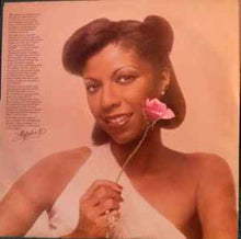 Laden Sie das Bild in den Galerie-Viewer, Natalie Cole : Don't Look Back (LP, Album)