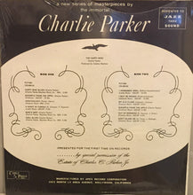 Laden Sie das Bild in den Galerie-Viewer, Charlie Parker : The Happy "Bird" (LP)