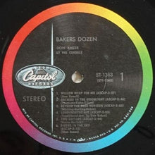 Laden Sie das Bild in den Galerie-Viewer, Don Baker (2) : Bakers Dozen (LP, Album)