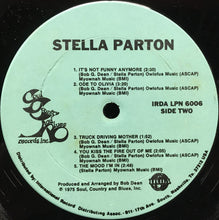 Laden Sie das Bild in den Galerie-Viewer, Stella Parton : I Want To Hold You In My Dreams Tonight (LP, Album)