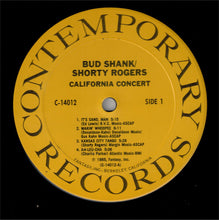 Laden Sie das Bild in den Galerie-Viewer, Bud Shank / Shorty Rogers : California Concert (LP, Album)