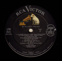 Laden Sie das Bild in den Galerie-Viewer, The Tokens : We The Tokens Sing Folk (LP, Album, Mono)