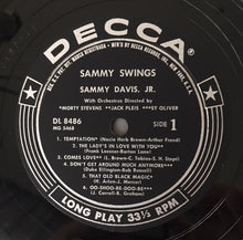 Laden Sie das Bild in den Galerie-Viewer, Sammy Davis Jr. : Sammy Swings (LP, Mono)