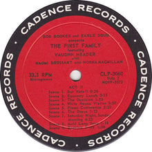 Laden Sie das Bild in den Galerie-Viewer, Bob Booker And Earle Doud Featuring Vaughn Meader With Earle Doud ~ Naomi Brossart ~ Bob Booker ~ Norma Macmillan : The First Family (LP, Album, Mono, Ind)