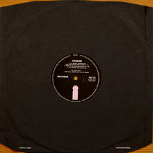 Charger l'image dans la galerie, King Crimson : Earthbound (LP, Album, M/Print)