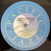 Laden Sie das Bild in den Galerie-Viewer, Gerald Wilson : Moment Of Truth (LP, Album, RE)