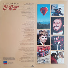Laden Sie das Bild in den Galerie-Viewer, Luciano Pavarotti : Yes, Giorgio (LP, Album, Gat)