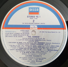 Laden Sie das Bild in den Galerie-Viewer, Luciano Pavarotti : Yes, Giorgio (LP, Album, Gat)