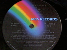 Laden Sie das Bild in den Galerie-Viewer, Sonny & Cher : Mama Was A Rock And Roll Singer Papa Used To Write All Her Songs (LP, Album)