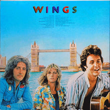 Laden Sie das Bild in den Galerie-Viewer, Wings (2) : London Town (LP, Album, Jac)