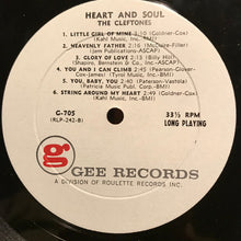 Laden Sie das Bild in den Galerie-Viewer, The Cleftones : Heart And Soul (LP)