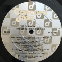 Charger l'image dans la galerie, The George Shearing Trio* With Ray Brown And Marvin "Smitty" Smith : Breakin' Out (LP, Album)