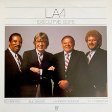 Laden Sie das Bild in den Galerie-Viewer, LA4 : Executive Suite (LP, Album)