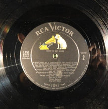 Laden Sie das Bild in den Galerie-Viewer, Jimmie Rodgers : Never No Mo' Blues (LP, Album, Mono)