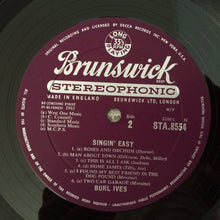 Load image into Gallery viewer, Burl Ives : Singin' Easy (LP)