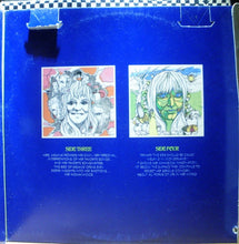 Laden Sie das Bild in den Galerie-Viewer, Melanie (2) : Four Sides Of Melanie (2xLP, Comp, Son)