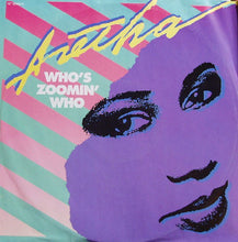 Laden Sie das Bild in den Galerie-Viewer, Aretha Franklin : Who's Zoomin' Who (12")