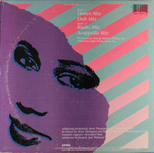 Laden Sie das Bild in den Galerie-Viewer, Aretha Franklin : Who's Zoomin' Who (12")