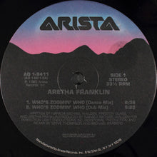 Laden Sie das Bild in den Galerie-Viewer, Aretha Franklin : Who's Zoomin' Who (12")