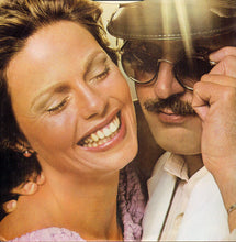 Laden Sie das Bild in den Galerie-Viewer, Captain & Tennille* : Dream (LP, Album, Ter)