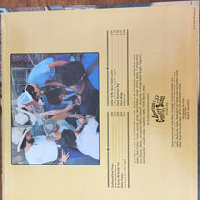 Laden Sie das Bild in den Galerie-Viewer, The Shoppe : Makin' a Livin' (LP, Album)