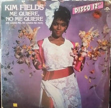 Laden Sie das Bild in den Galerie-Viewer, Kim Fields : He Loves Me, He Loves Me Not = Me Quiere, No Me Quiere (12")
