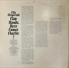 Laden Sie das Bild in den Galerie-Viewer, Ella Fitzgerald : Clap Hands, Here Comes Charlie! (LP, Album, Mono)
