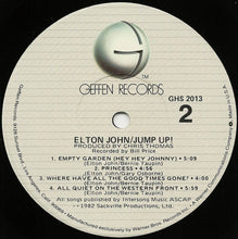 Laden Sie das Bild in den Galerie-Viewer, Elton John : Jump Up! (LP, Album)
