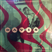 Laden Sie das Bild in den Galerie-Viewer, Maxwell Davis : And His Tenor Sax (LP, Comp, Blu)
