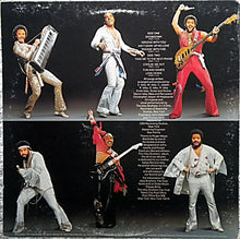 Charger l'image dans la galerie, The Isley Brothers : Showdown (LP, Album, Pet)
