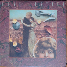 Laden Sie das Bild in den Galerie-Viewer, Lone Justice : Shelter (LP, Album, All)
