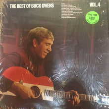 Laden Sie das Bild in den Galerie-Viewer, Buck Owens And His Buckaroos : The Best Of Buck Owens Vol. 4 (LP, Comp, Red)
