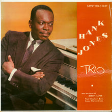 Laden Sie das Bild in den Galerie-Viewer, Hank Jones Trio Plus The Flute Of Bobby Jaspar : Hank Jones' Quartet (LP, Mono, M/Print)
