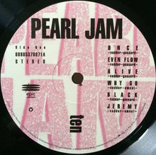 Laden Sie das Bild in den Galerie-Viewer, Pearl Jam : Ten (LP, Album, RE)
