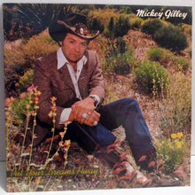 Laden Sie das Bild in den Galerie-Viewer, Mickey Gilley : Put Your Dreams Away (LP, Ter)
