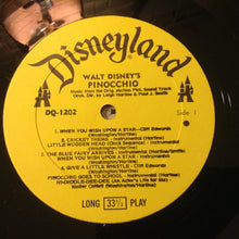 Laden Sie das Bild in den Galerie-Viewer, Unknown Artist : Walt Disney&#39;s Pinocchio (LP, Yel)
