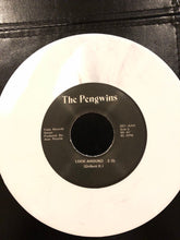 Laden Sie das Bild in den Galerie-Viewer, The Pengwins : Vol 2 (7&quot;, Single, Dlx + CD, EP, Dlx)
