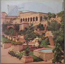 Laden Sie das Bild in den Galerie-Viewer, Burt Bacharach, Hal David : Lost Horizon (Original Soundtrack) (LP, Album, Ter)

