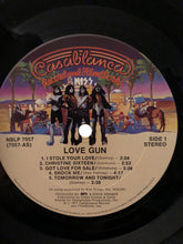 Load image into Gallery viewer, Kiss : Love Gun (LP, Album, Club, CRC)
