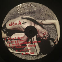 Laden Sie das Bild in den Galerie-Viewer, Labretta Suede &amp; The Motel 6* : Dirty &amp; Dumb (LP)
