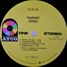 Laden Sie das Bild in den Galerie-Viewer, Passport (2) : Iguaçu (LP, Album, RI )
