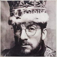Laden Sie das Bild in den Galerie-Viewer, The Costello Show Featuring Elvis Costello : King Of America (LP, Album, Car)
