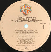 Laden Sie das Bild in den Galerie-Viewer, Emmylou Harris : Light Of The Stable-The Christmas Album (LP, Album, Los)
