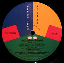 Laden Sie das Bild in den Galerie-Viewer, Elton John : 21 At 33 (LP, Album, Glo)
