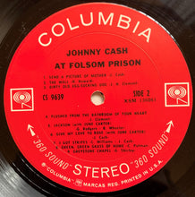 Laden Sie das Bild in den Galerie-Viewer, Johnny Cash : At Folsom Prison (LP, Album)
