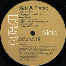 Laden Sie das Bild in den Galerie-Viewer, David Bowie : ChangesOneBowie (LP, Comp, Ind)
