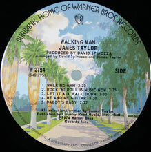 Laden Sie das Bild in den Galerie-Viewer, James Taylor (2) : Walking Man (LP, Album, Ind)

