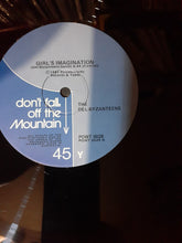 Laden Sie das Bild in den Galerie-Viewer, The Del-Byzanteens : Girl's Imagination (12", Single)
