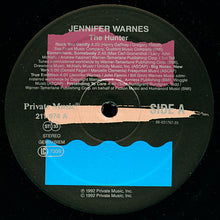 Laden Sie das Bild in den Galerie-Viewer, Jennifer Warnes : The Hunter (LP, Album)
